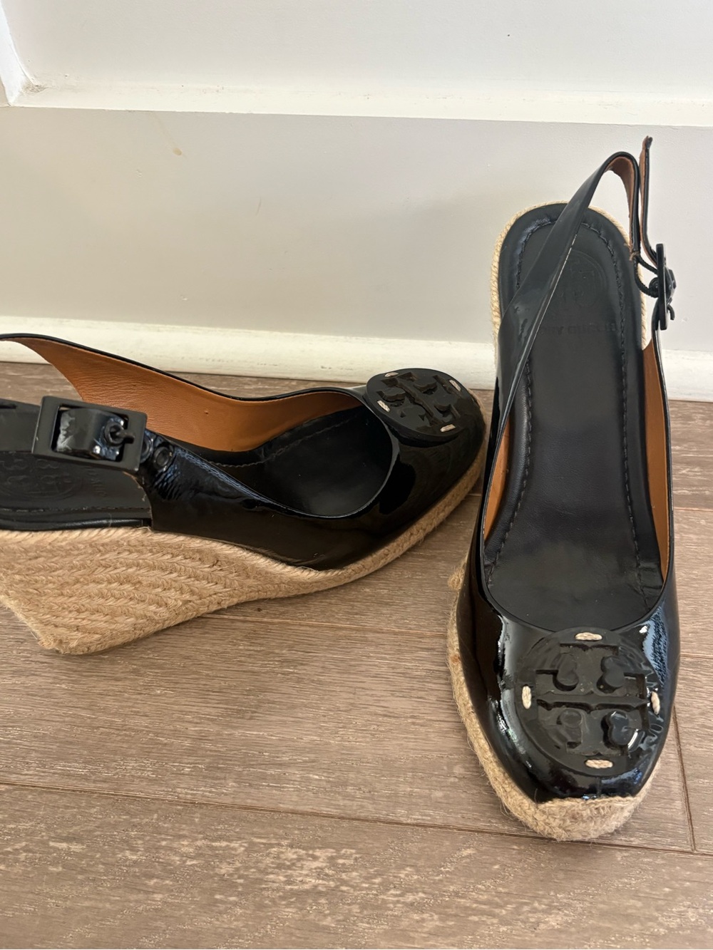 Tory Burch Black Patent Espadrille Wedge Slingbacks - Picture 7 of 8